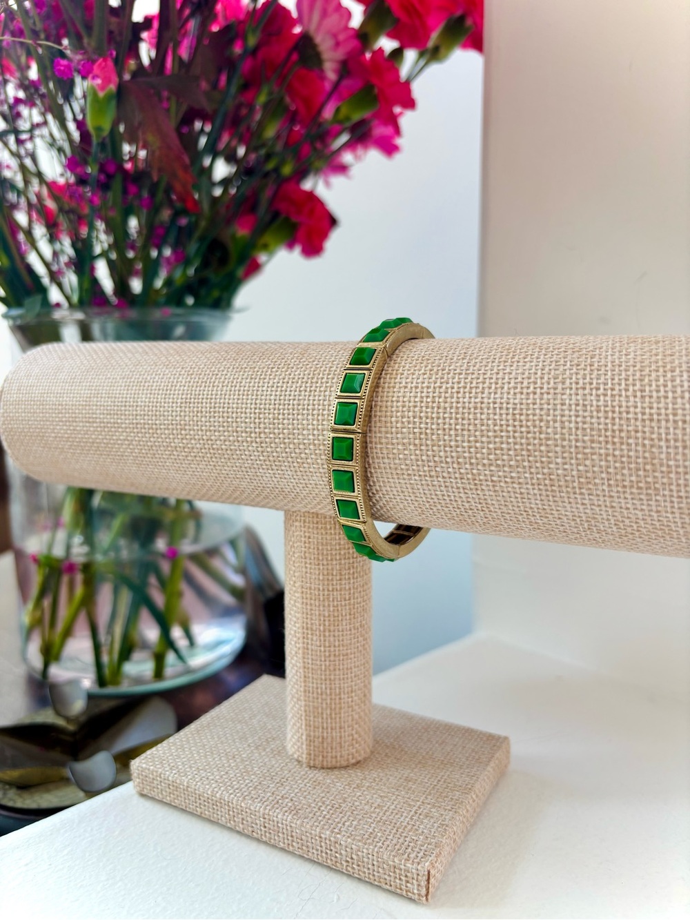 Art Deco Inspired Stretch Bracelet Resort Chic - Picture 3 of 5